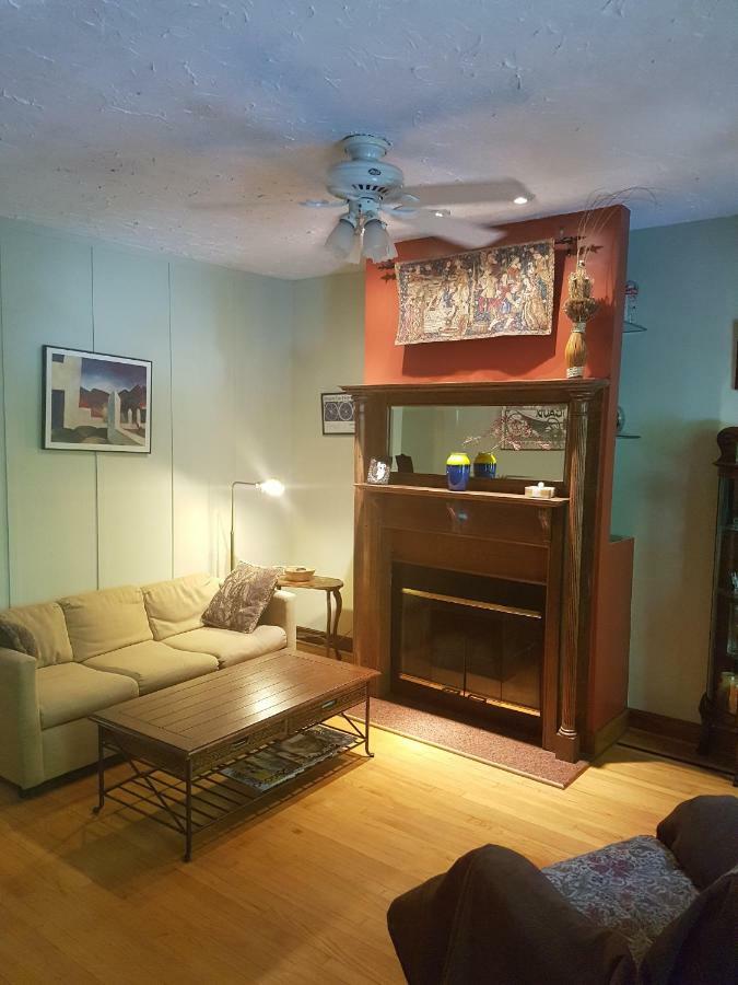 Apartment Superior Chicago